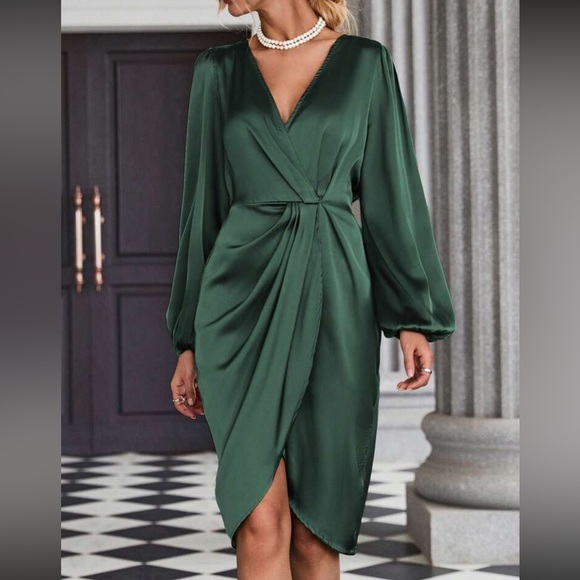Luxe lantern sleeve wrap hem dress - Picture 2 of 16